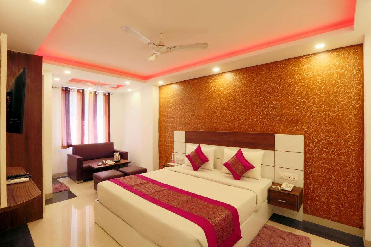Hotel Green Plaza At Airport Neu-Delhi Exterior foto